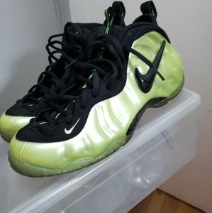 slime green foamposites